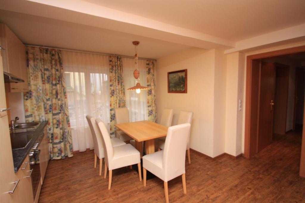 Appartements Reiterhaus Wagrain Bilik gambar